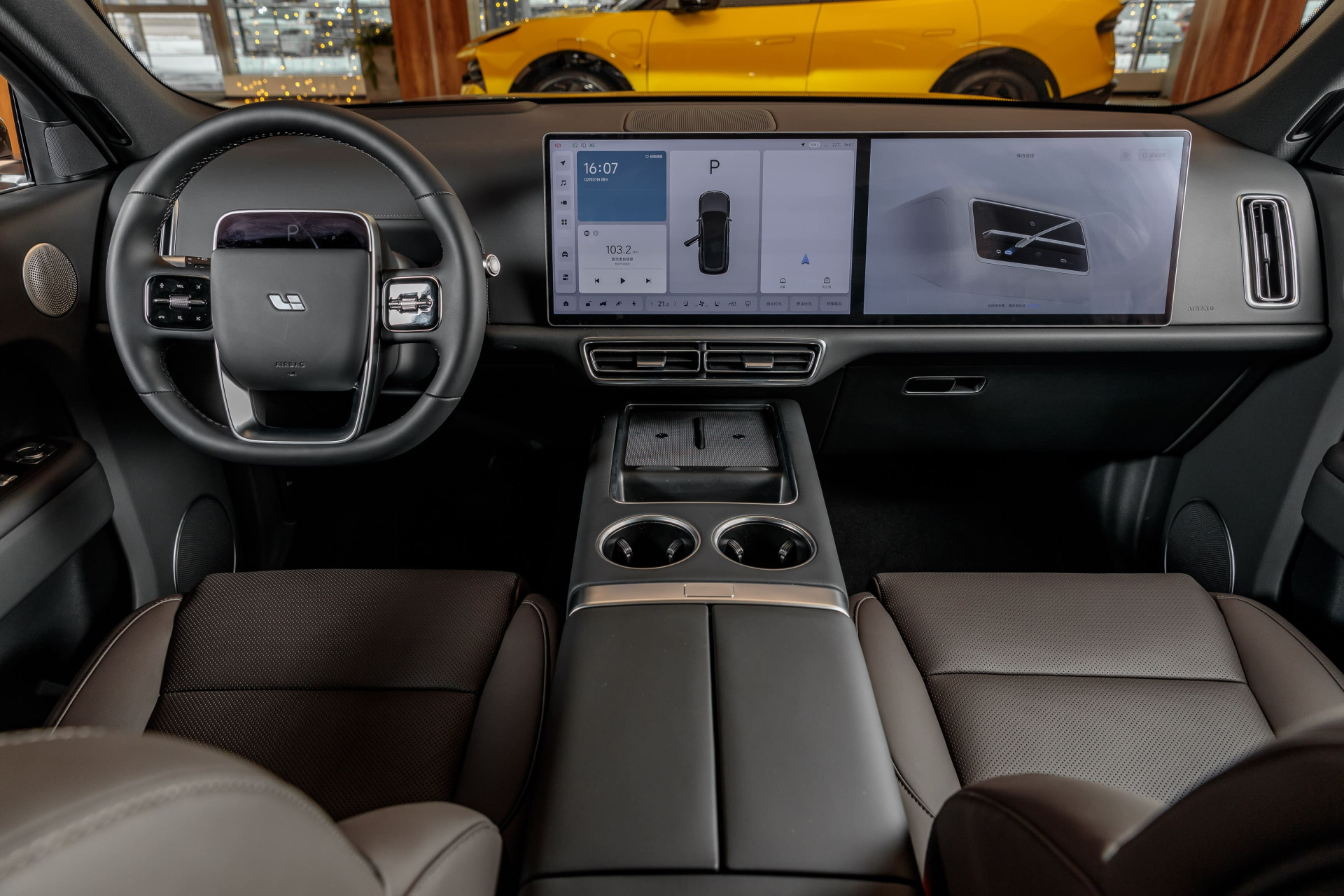 li9saloon2024.jpg li9saloon2024.jpg